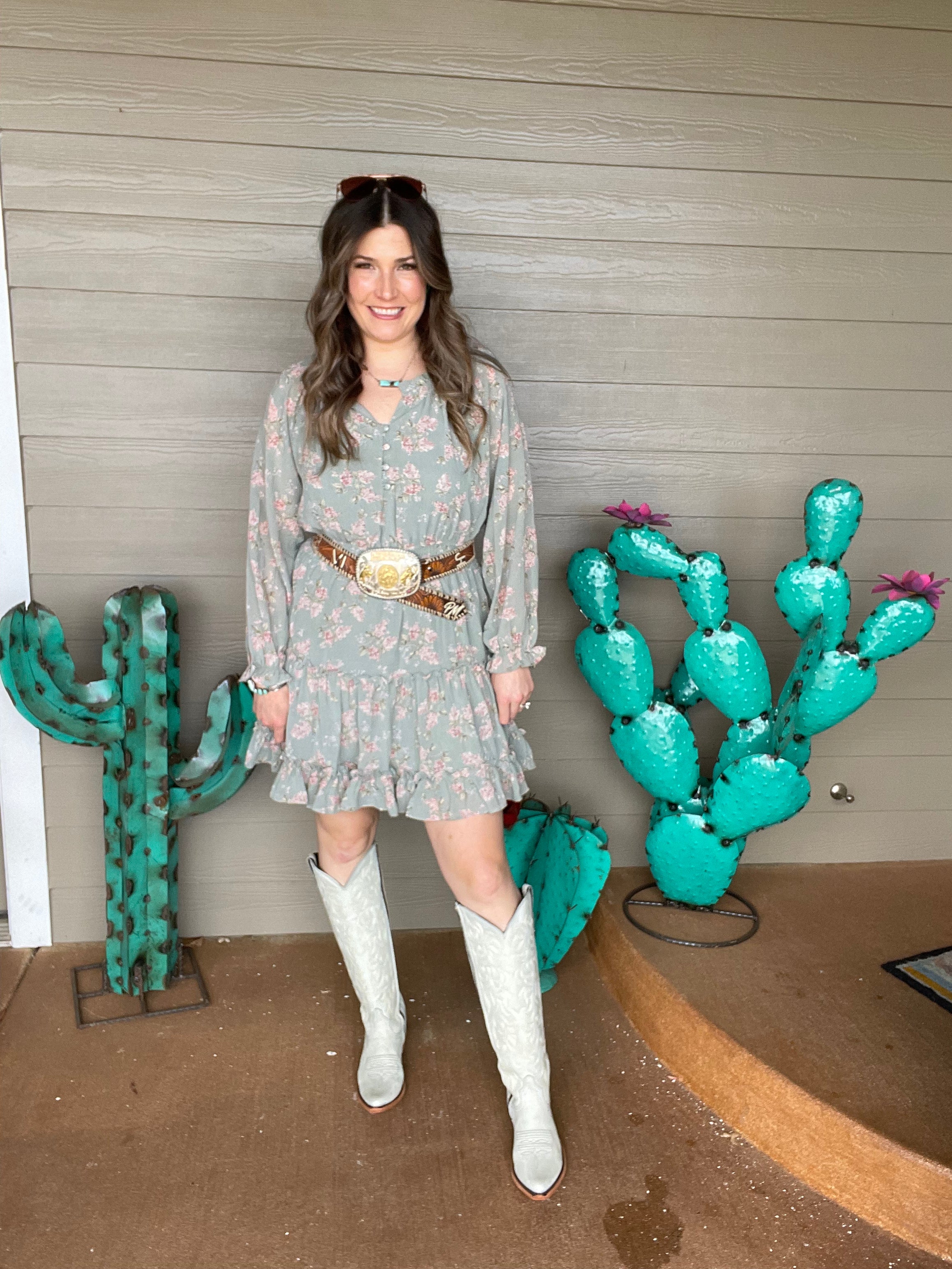 Sage green dress with pink florals Sage green dress with pink florals
