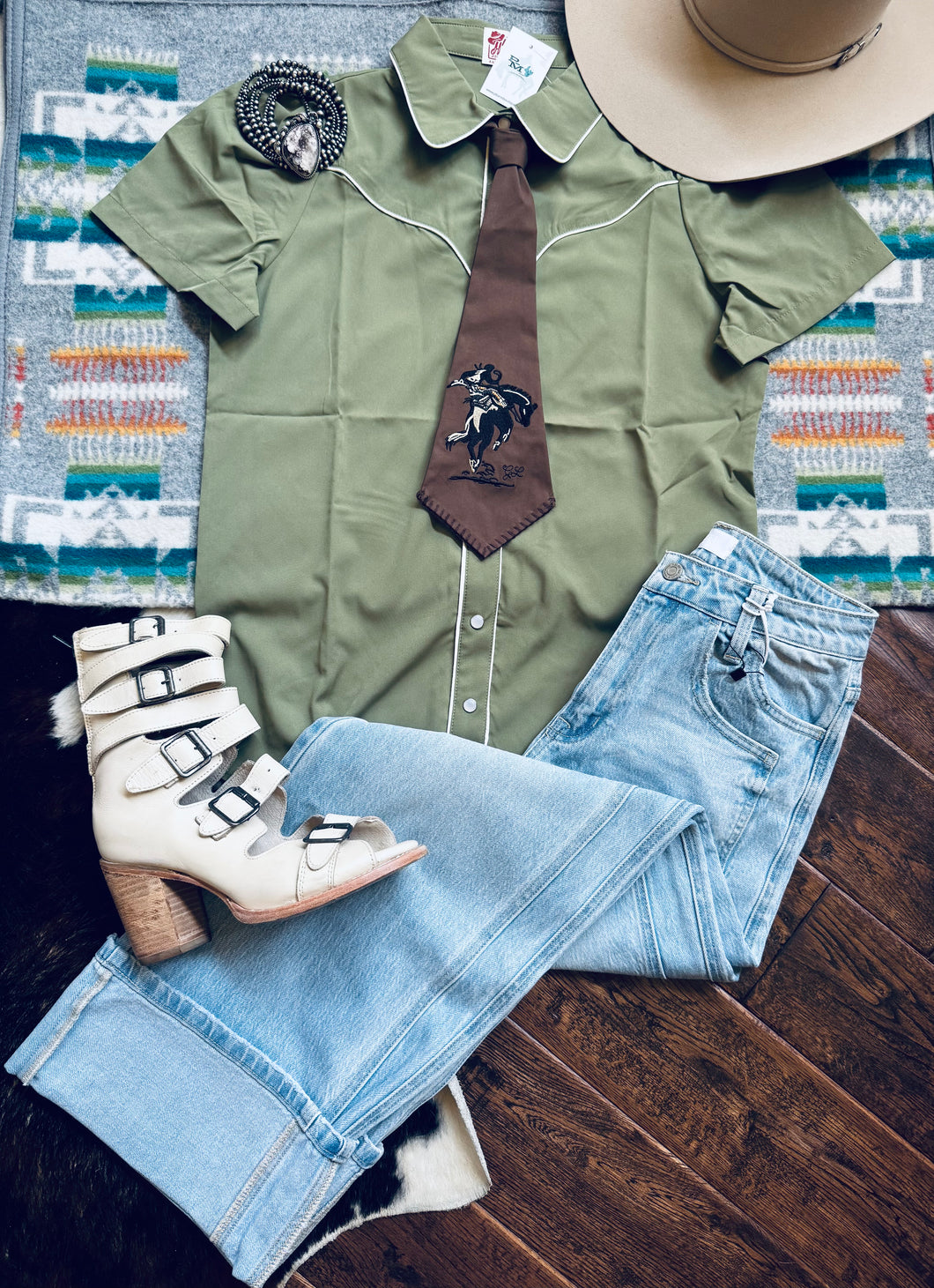 Western Pearl snap tops