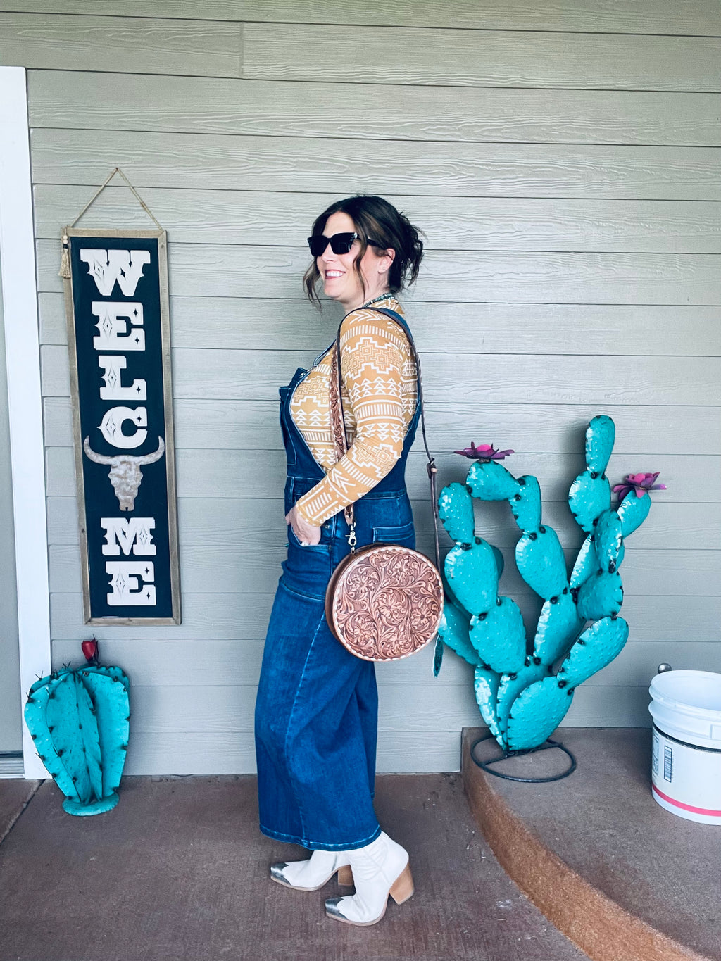 Modern cowgirl