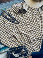 Load image into Gallery viewer, Best women’s rodeo shirts
