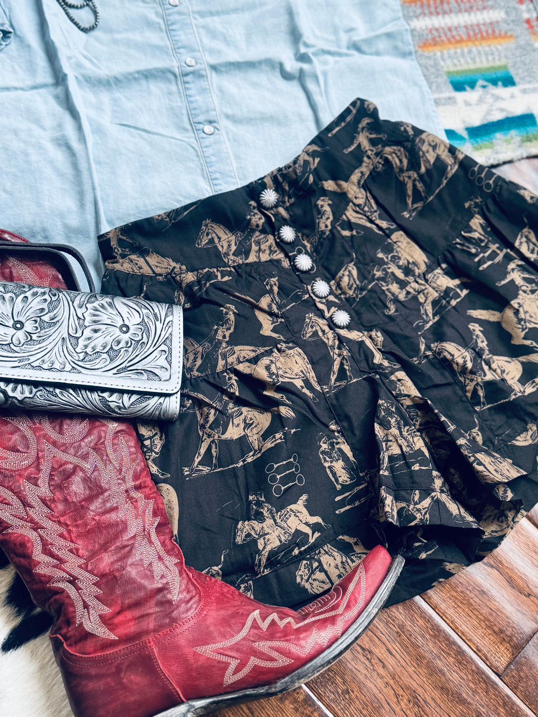 Western shorts 