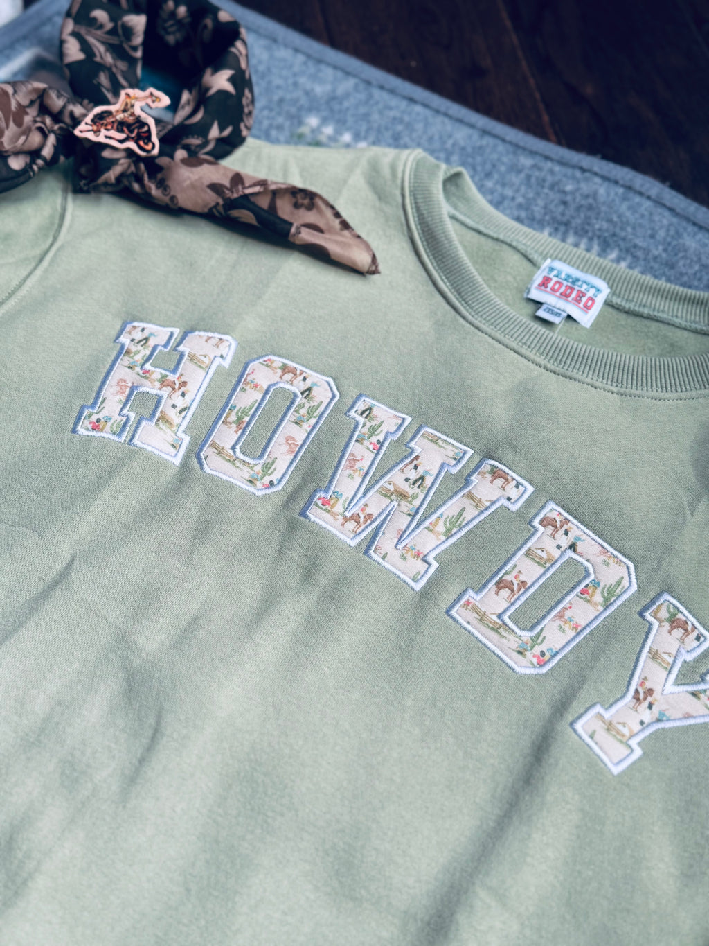 Howdy sweatshirt 