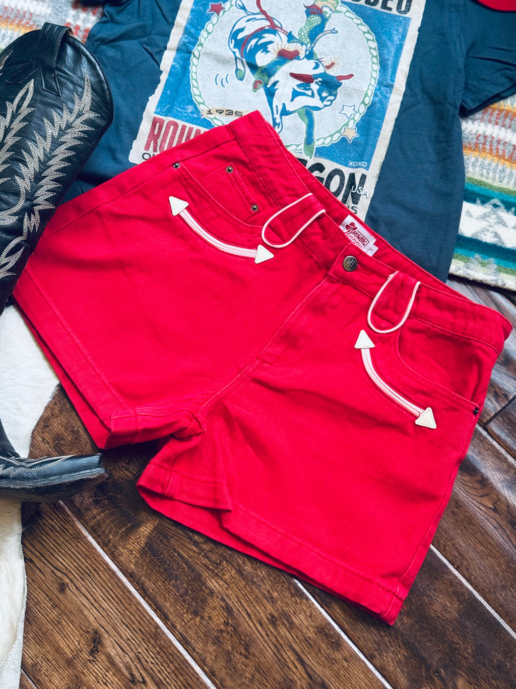 Smiley pocket shorts