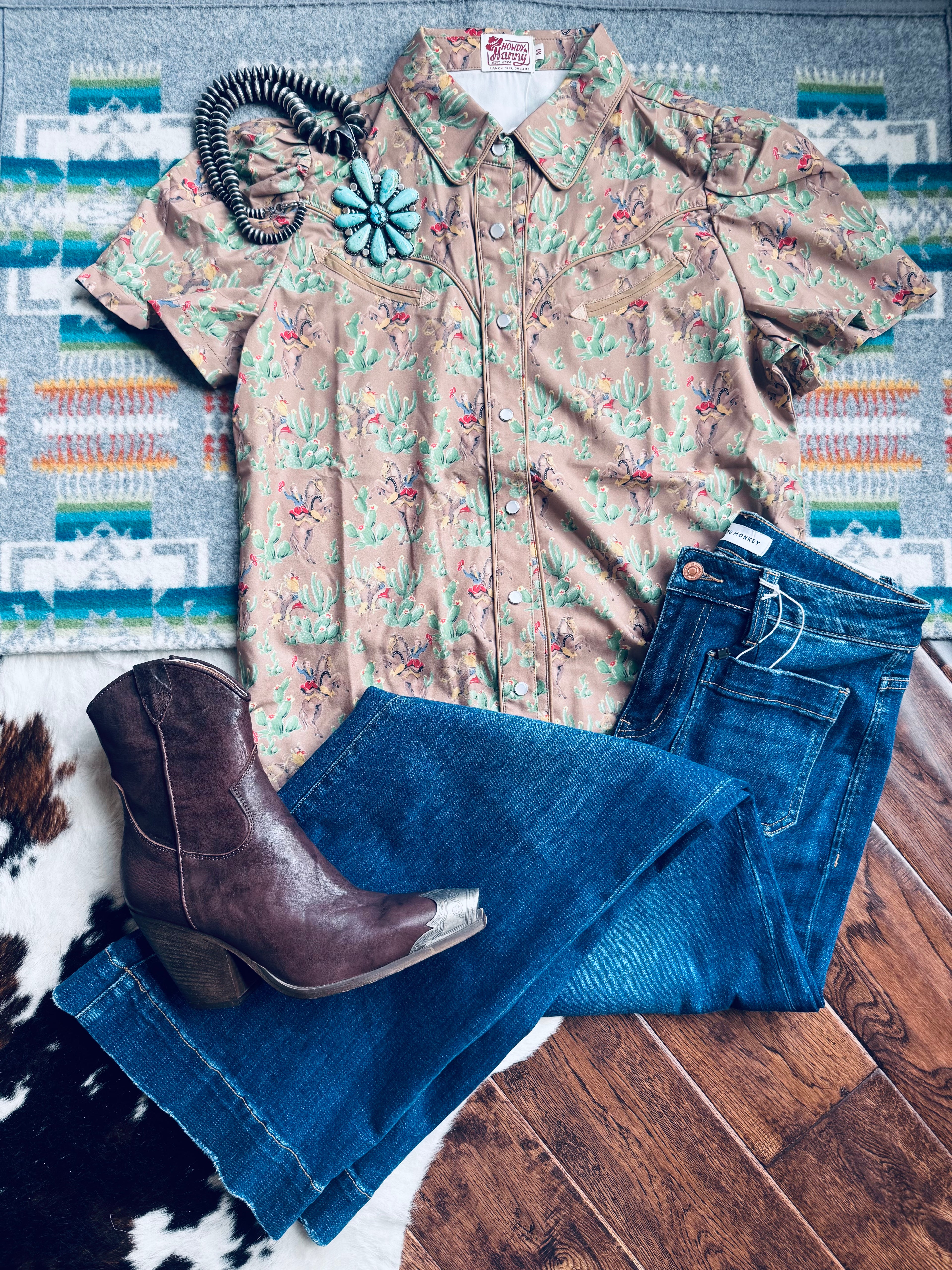 Howdy Hanny smiley pocket shirt, retro western 