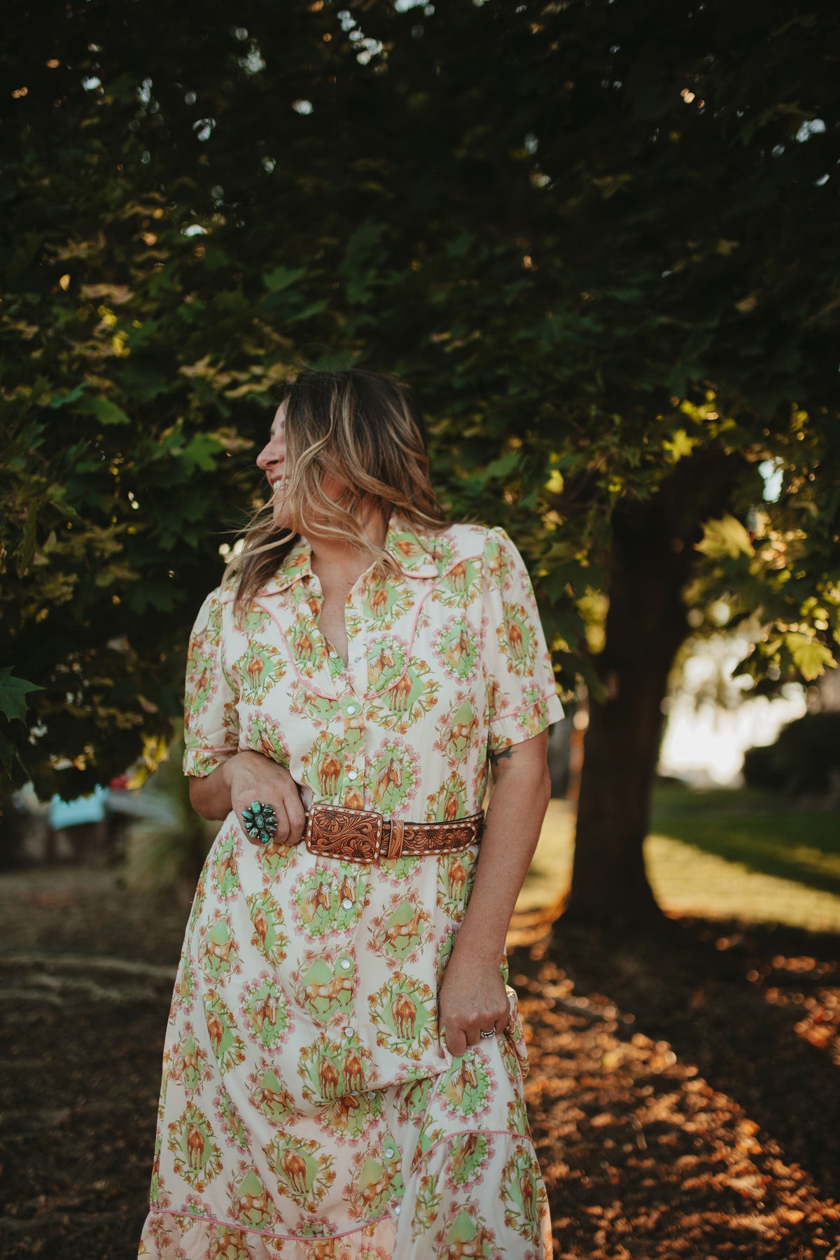 Western women’s outfits 