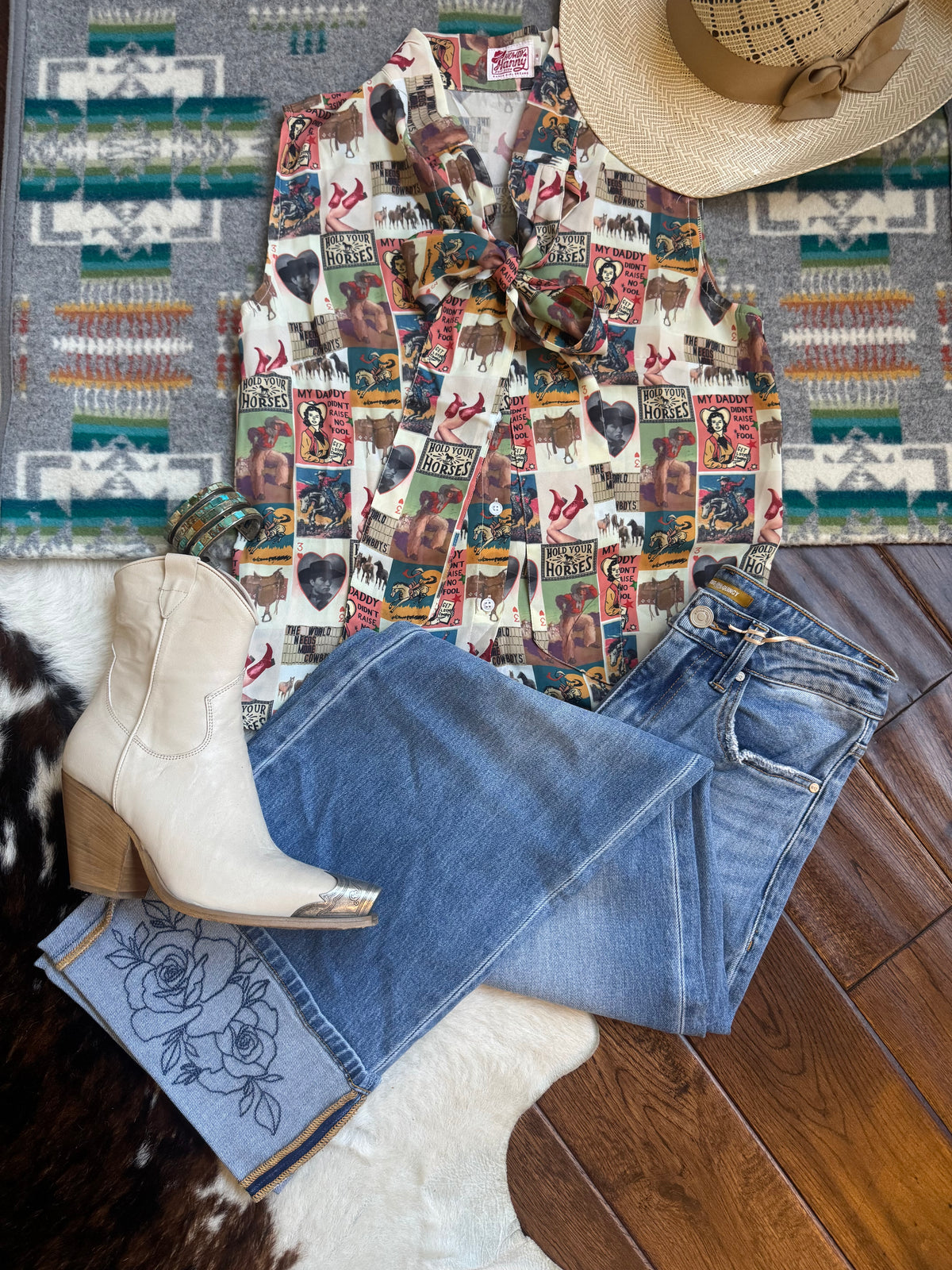 Howdy Hanny bow tie tops 