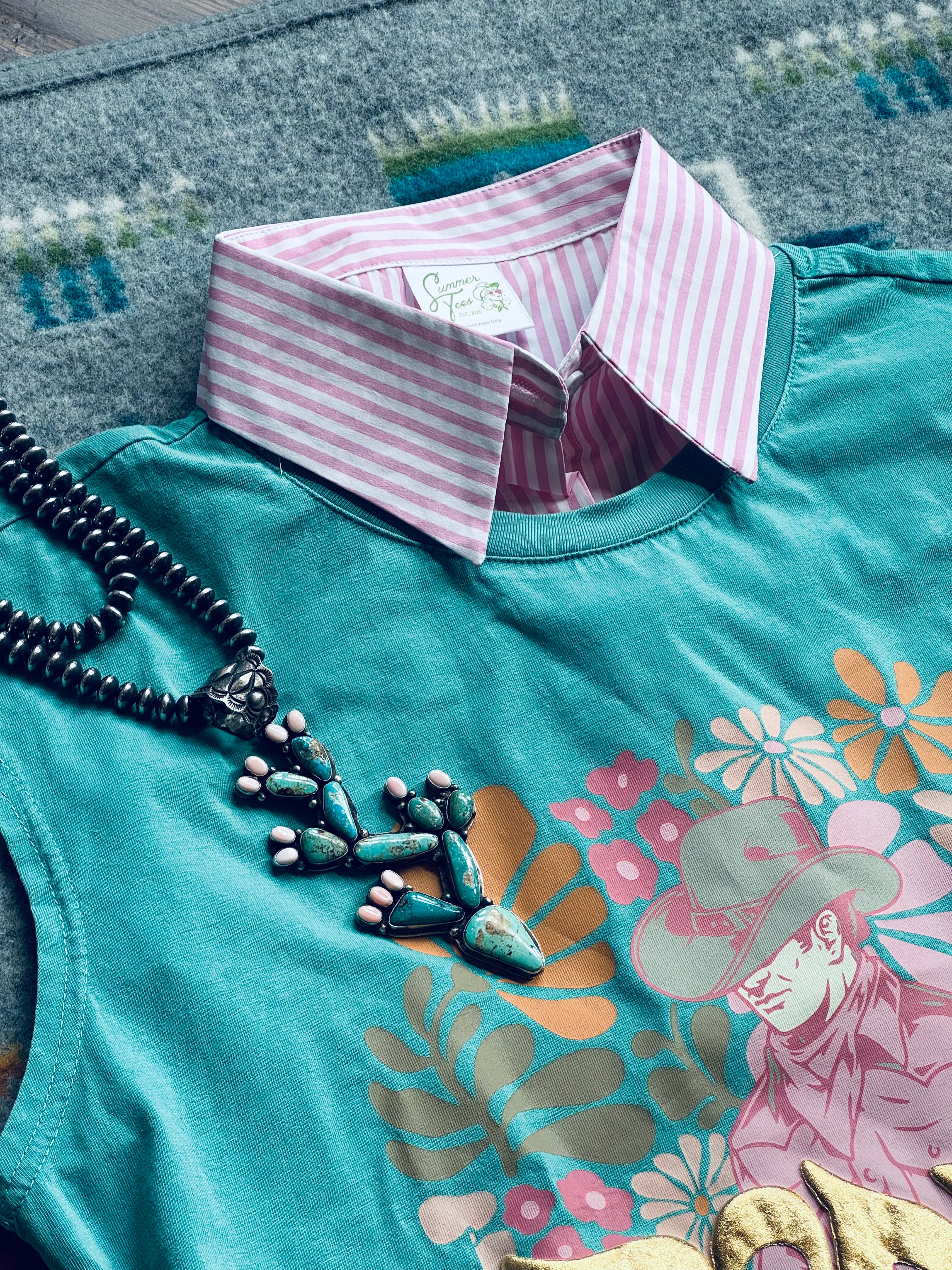 Summer tees pink stripe collar